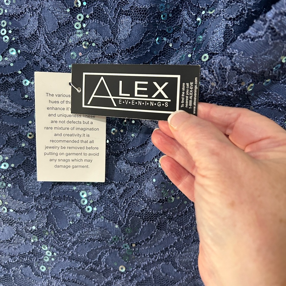 NWT: Alex Evenings Wedgewood Lace Dress Size 16 - Picture 4 of 7